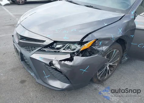 2018 Toyota Camry Se z USA, uszkodzony, nr VIN 4T1B11HK6JU048982
